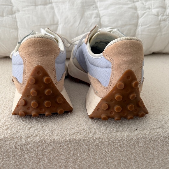 New Balance 327 size 9.5 Multi-Color Sneakers - Picture 2 of 4